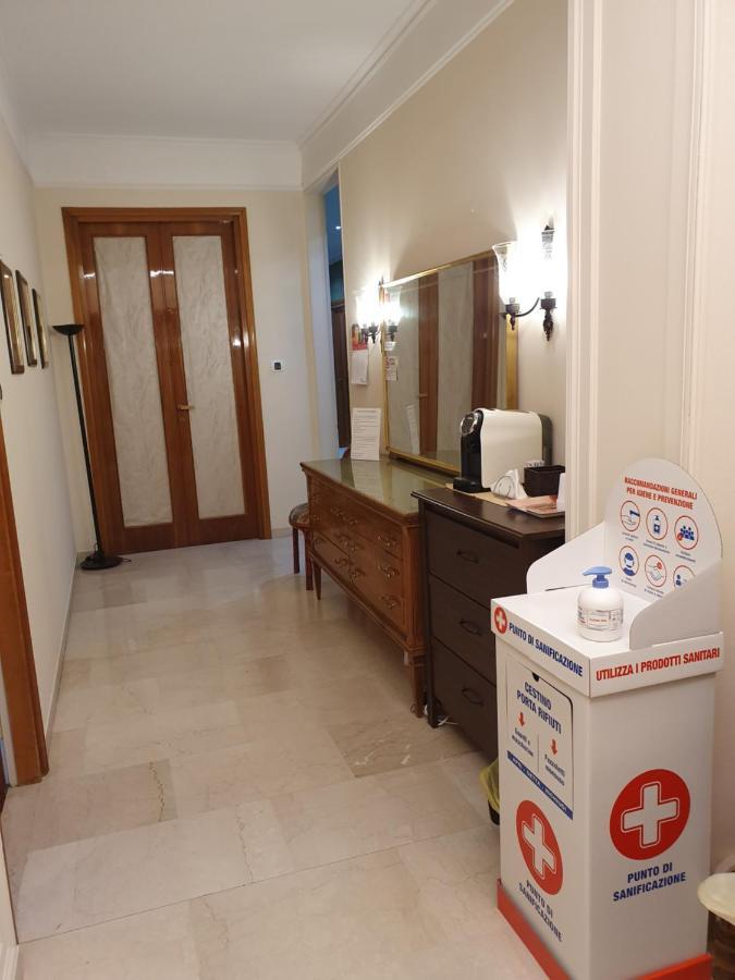 Bed & Breakfast Aurelia Bologna Bagian luar foto