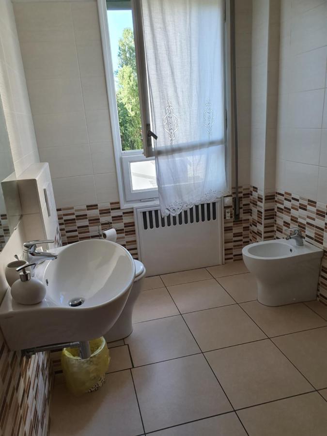 Bed & Breakfast Aurelia Bologna Bagian luar foto