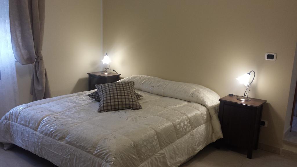 Bed & Breakfast Aurelia Bologna Bagian luar foto